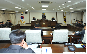 '중구의회 제176회 임시회 폐회' 게시글의 사진(1) '제176회_폐회사진.bmp'