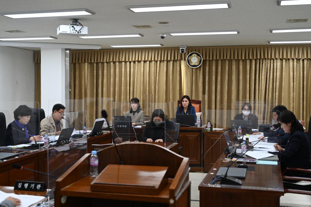 '제249회 임시회 사회도시위원회 제2차회의' 게시글의 사진(1) '사회도시위원회1.JPG'