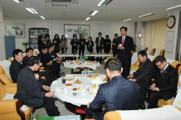 우리 곁을 떠나시는 오승달 국장님.