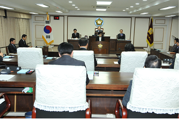 '제178회 중구의회 임시회 ' 게시글의 사진(1) '2_noname01.bmp'