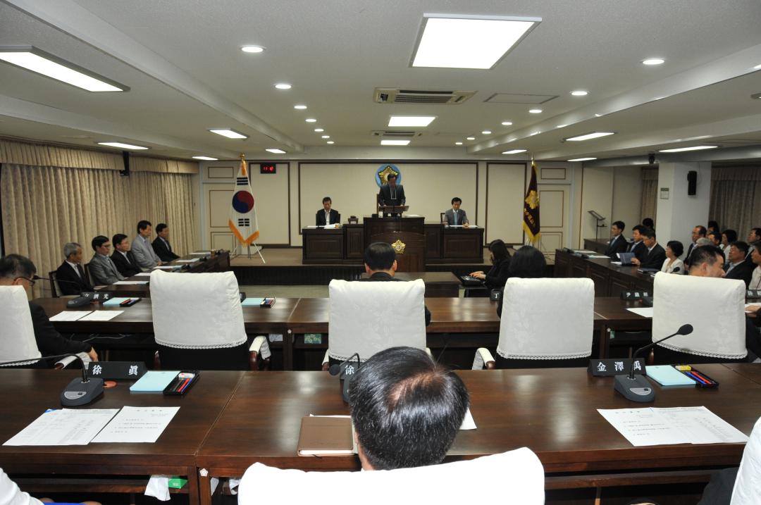 '제174회 중구의회 제1차 정례회 개회' 게시글의 사진(1) 'DSC_8016.JPG'